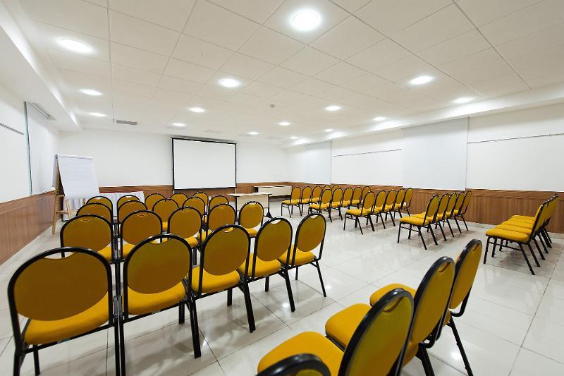 Hotel Atlantico Business Centro ริโอเดจาเนโร ภายนอก รูปภาพ The conference hall of the library